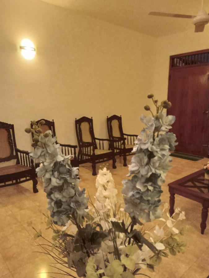 Sky Bloom Bed & Breakfast Homagama Екстериор снимка