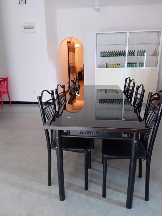 Sky Bloom Bed & Breakfast Homagama Екстериор снимка