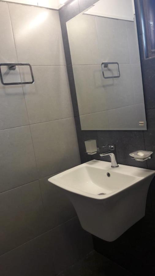 Sky Bloom Bed & Breakfast Homagama Екстериор снимка