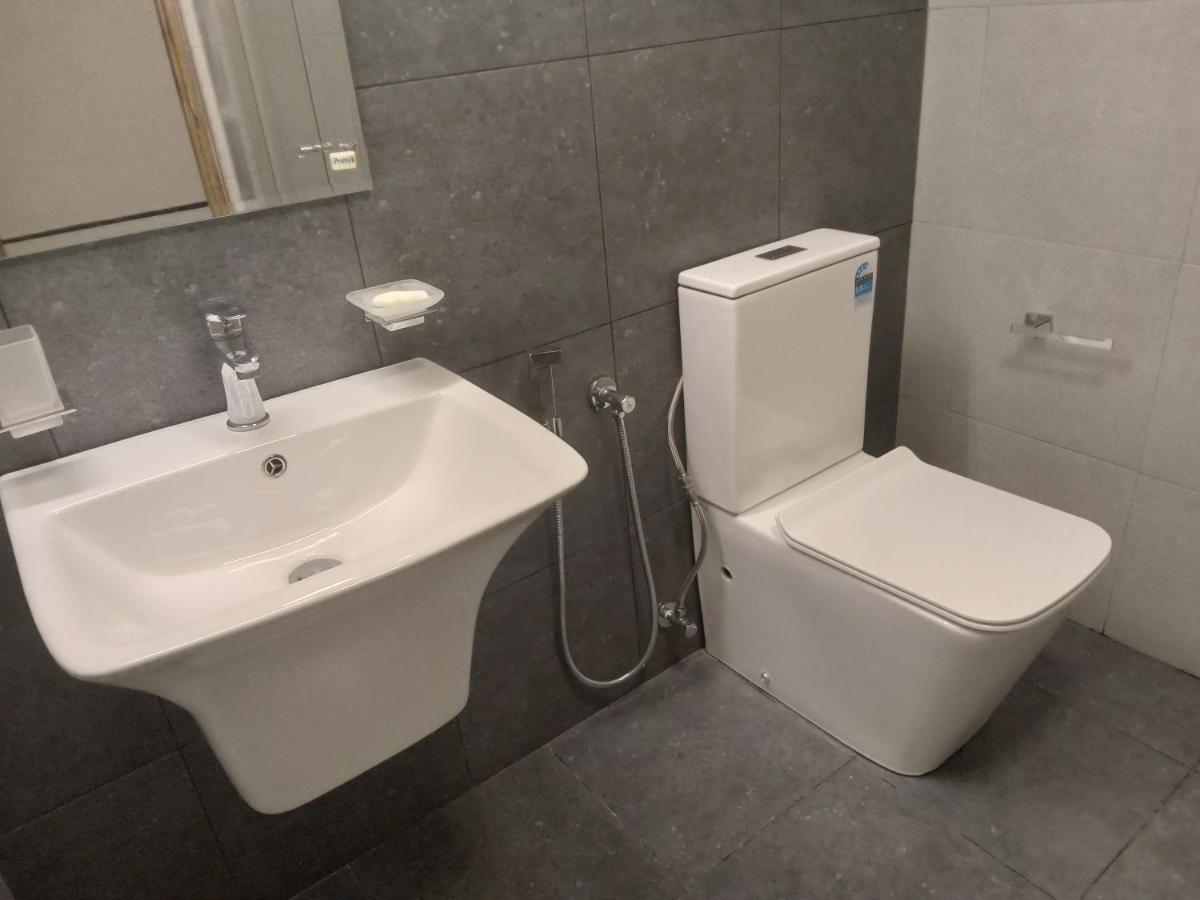 Sky Bloom Bed & Breakfast Homagama Екстериор снимка
