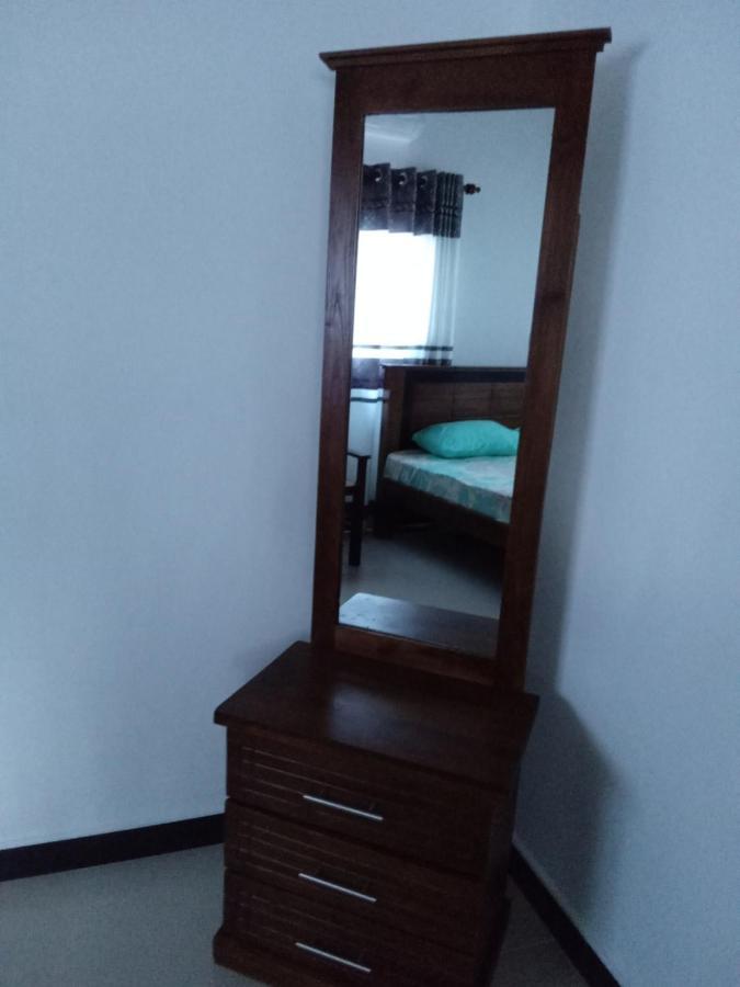 Sky Bloom Bed & Breakfast Homagama Екстериор снимка